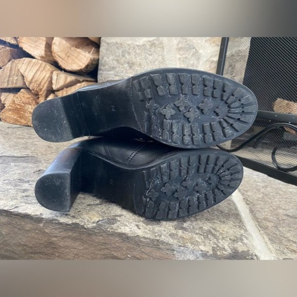 TORY BURCH Sullivan Knee High Black Leather Boots | Size 7 M | - Picture 6 of 15